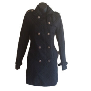 CALVIN Klein Quilted look black coat with beautiful buttons! No belt. Small